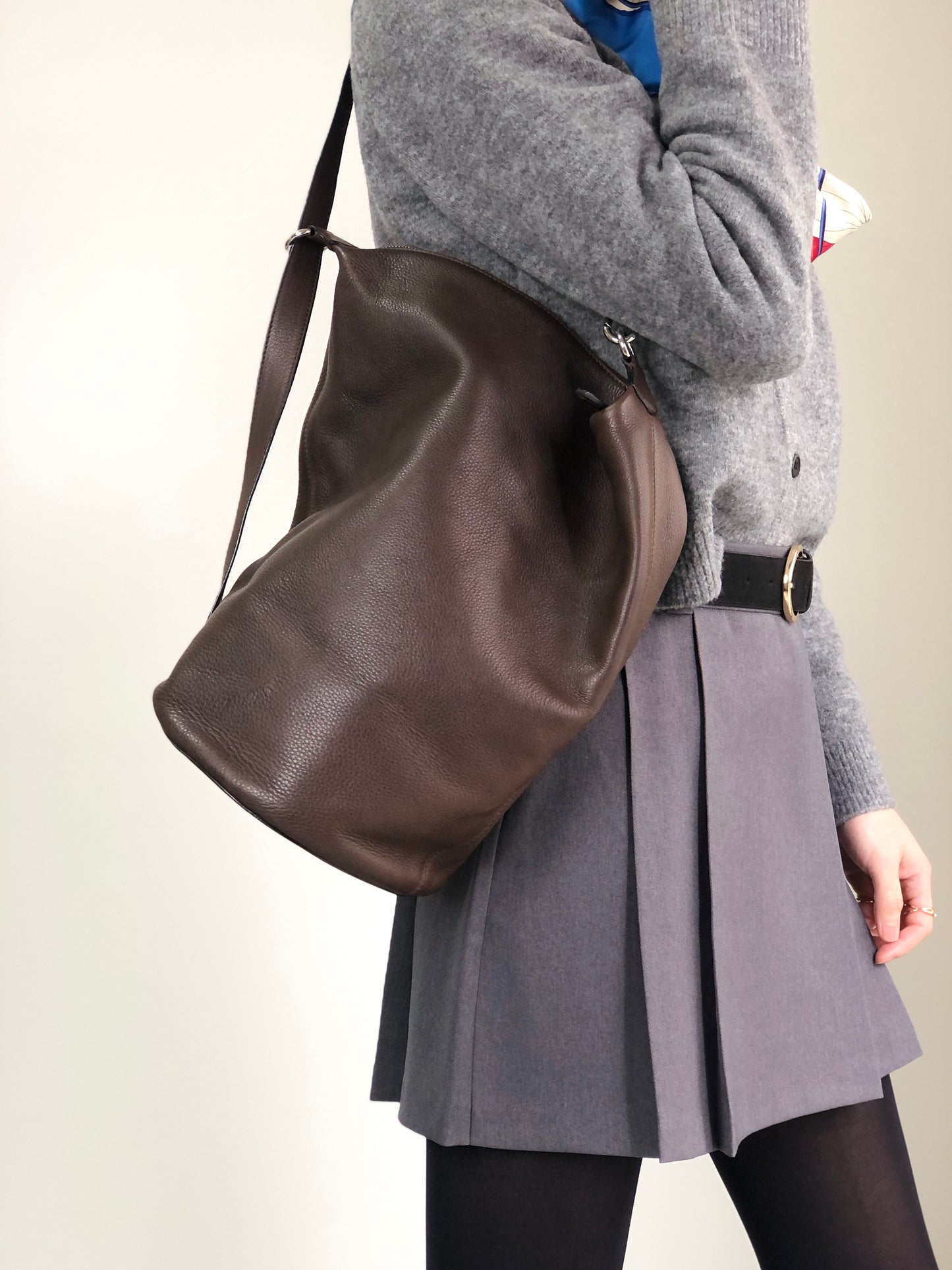 CELINE Blason Logo Embossed Shoulder bag Brown Vintage n78r2a