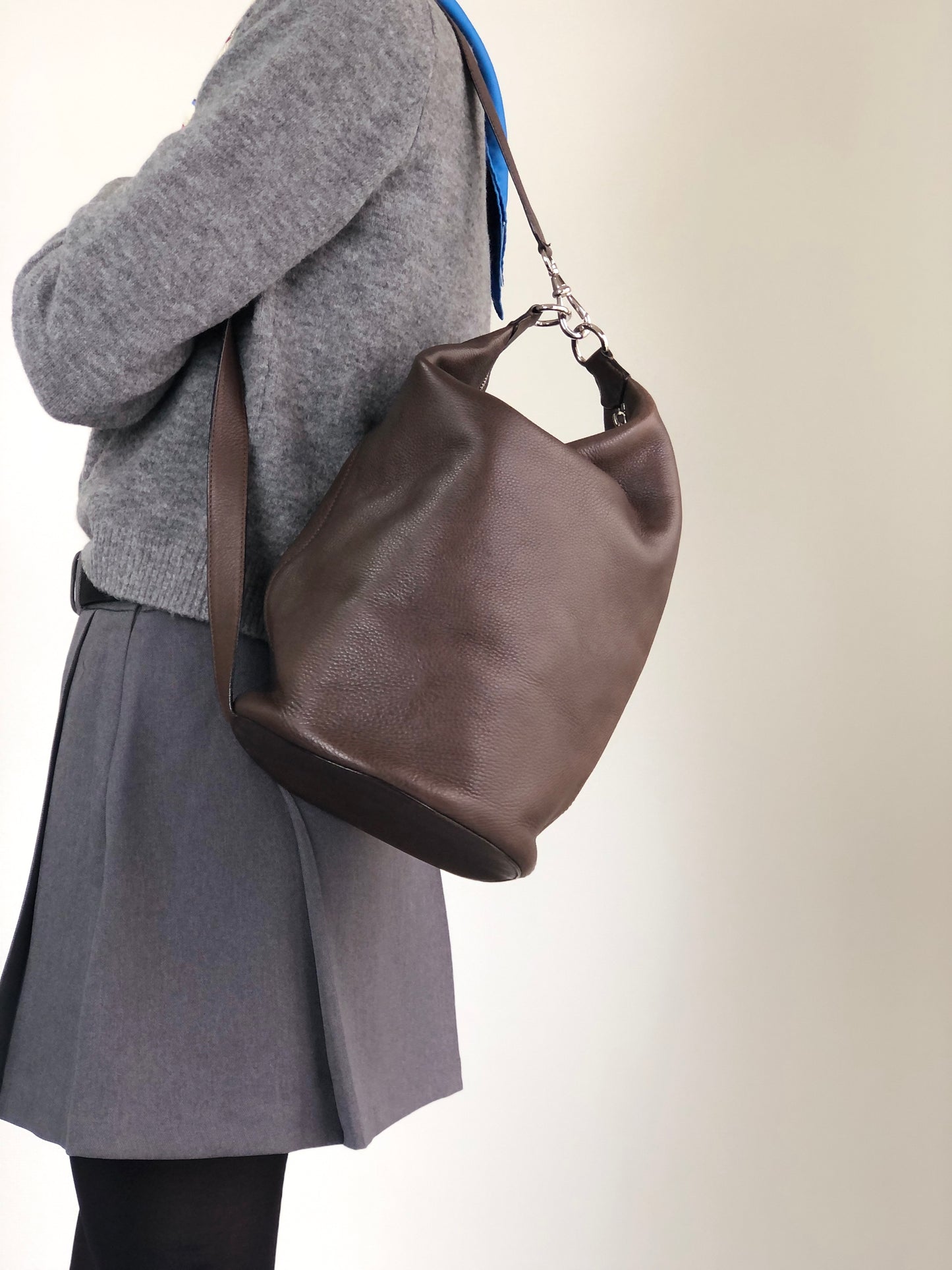 CELINE Blason Logo Embossed Shoulder bag Brown Vintage n78r2a