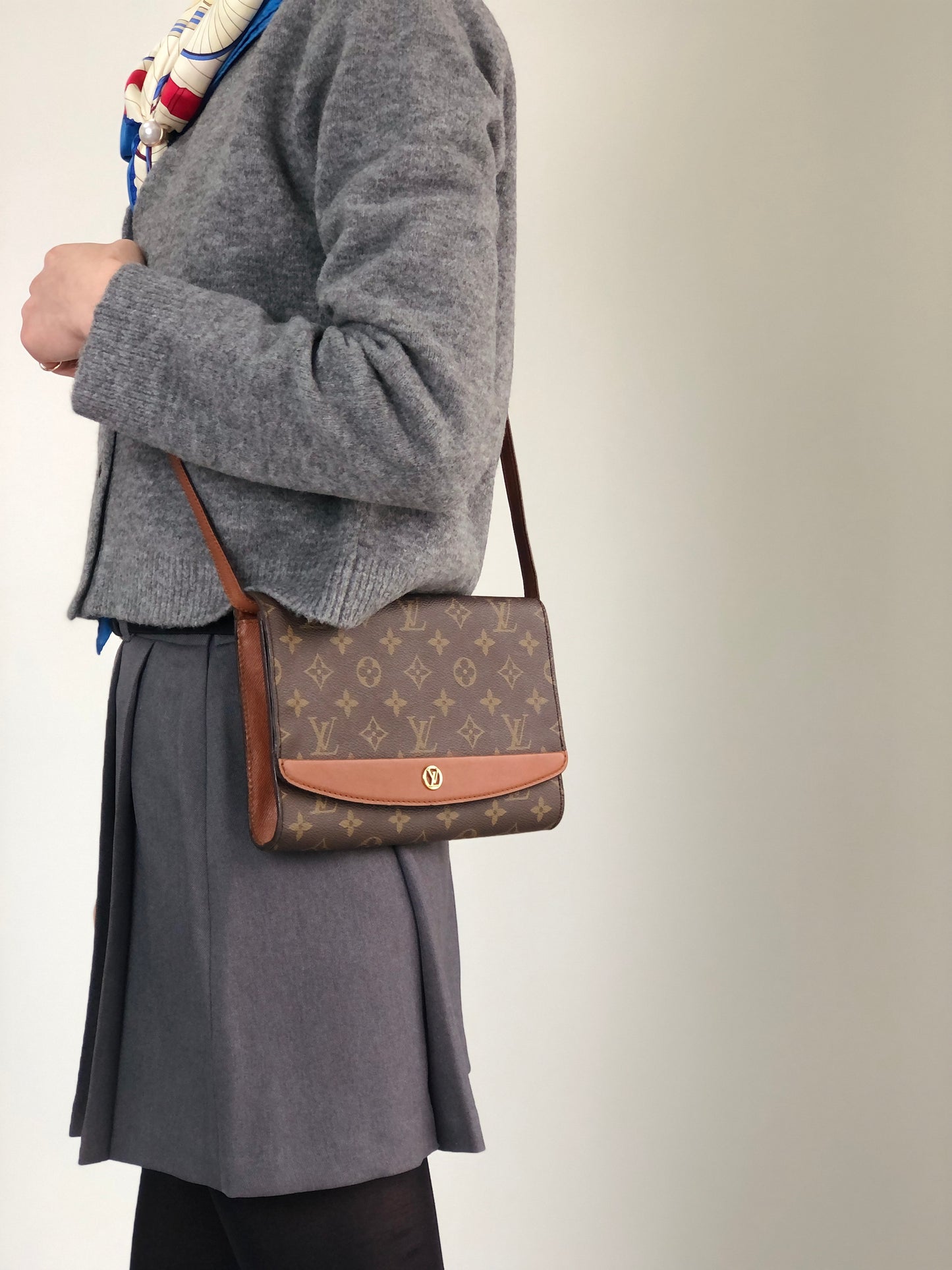 LOUIS VUITTON Monogram Shoulder bag Brown Vintage yz6dcp