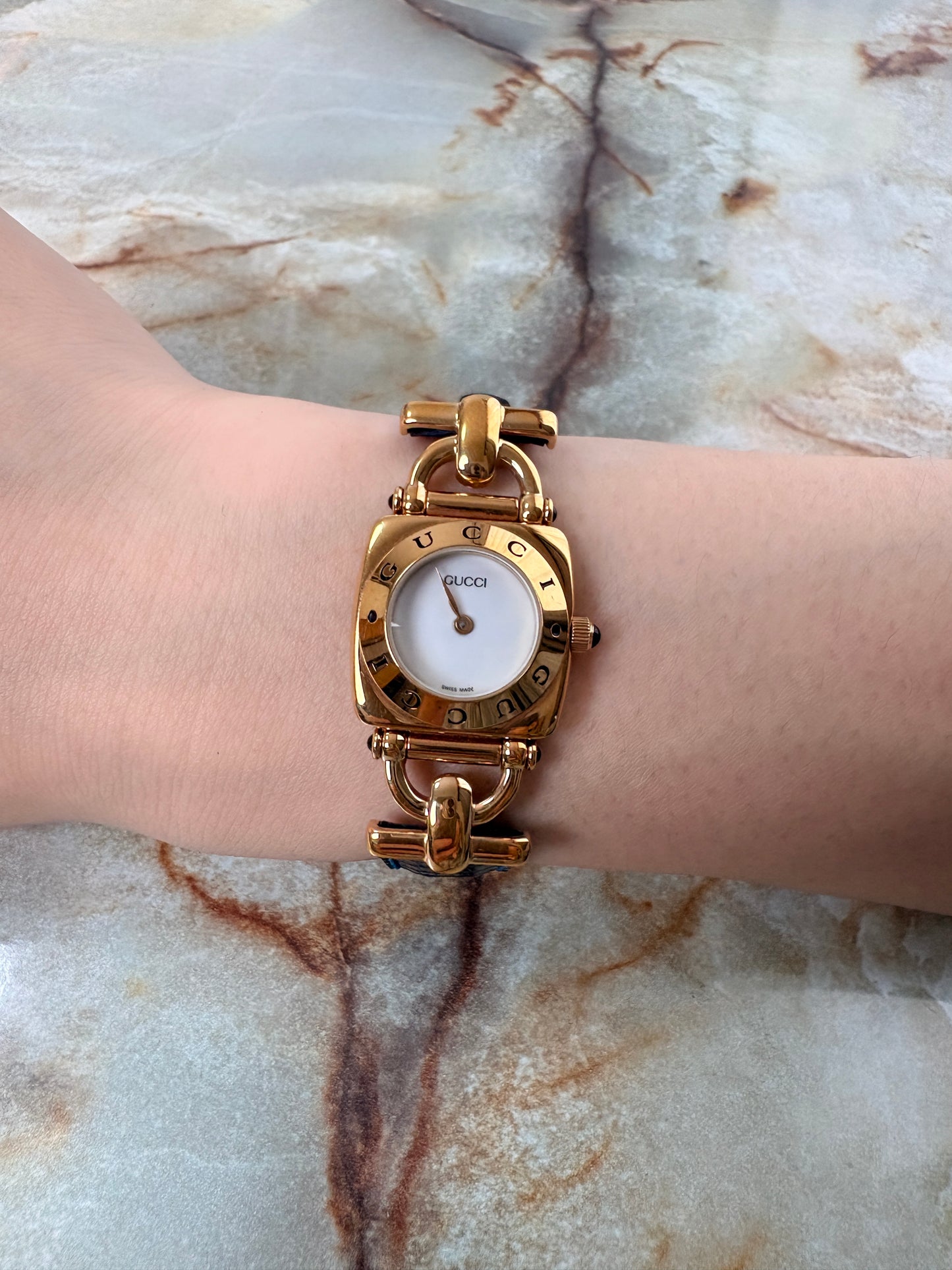 GUCCI Horse Bit Watch Gold×Blue Vintage dfsa2j