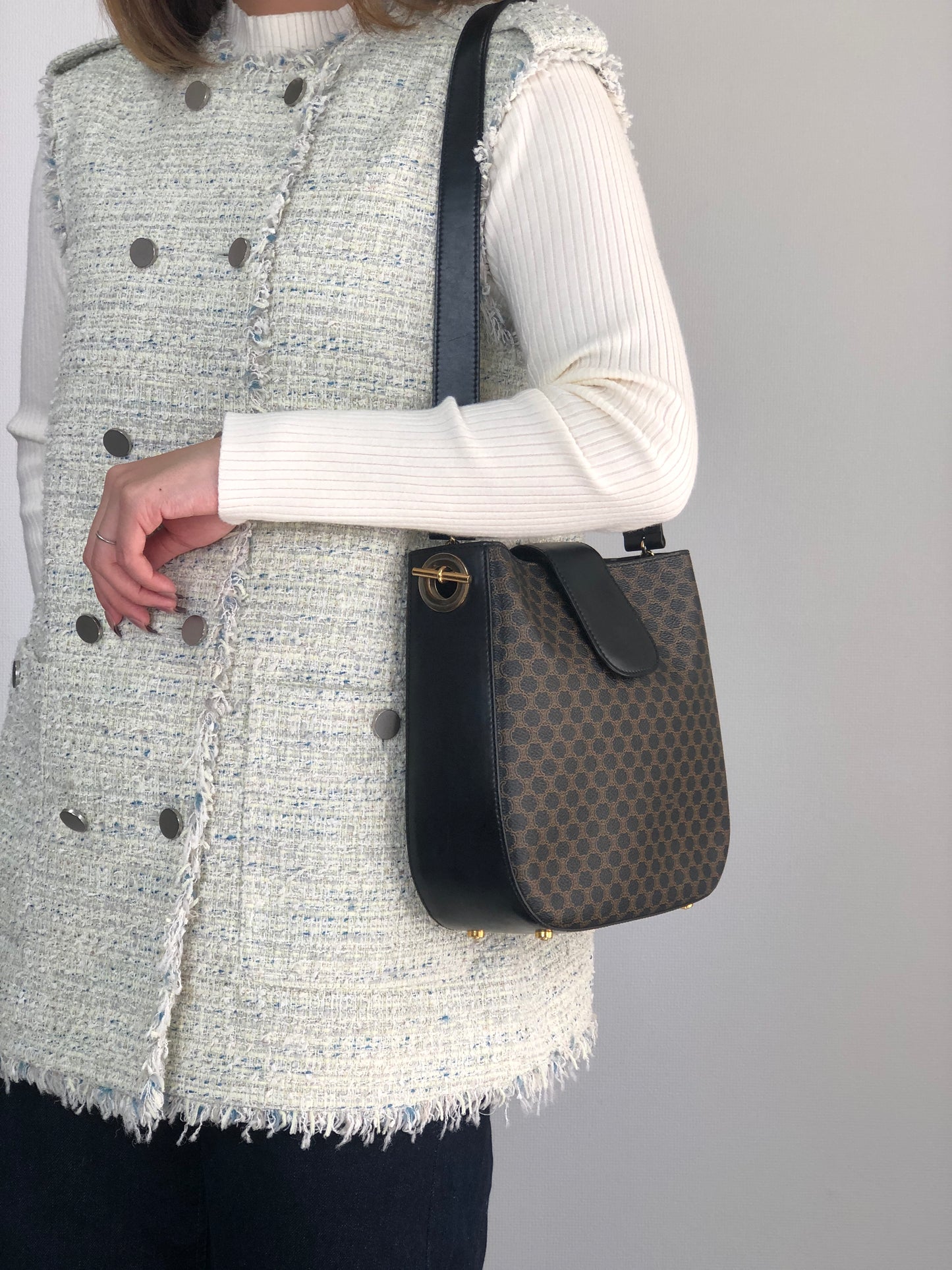 CELINE Macadam Toggle Clasp Shoulder bag Black Vintage fphffk