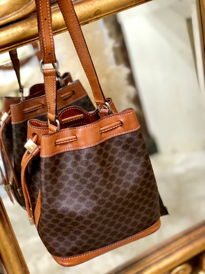 CELINE Macadam Drawstring Bucket Shoulder bag Brown Vintage Old CELINE dymvtd
