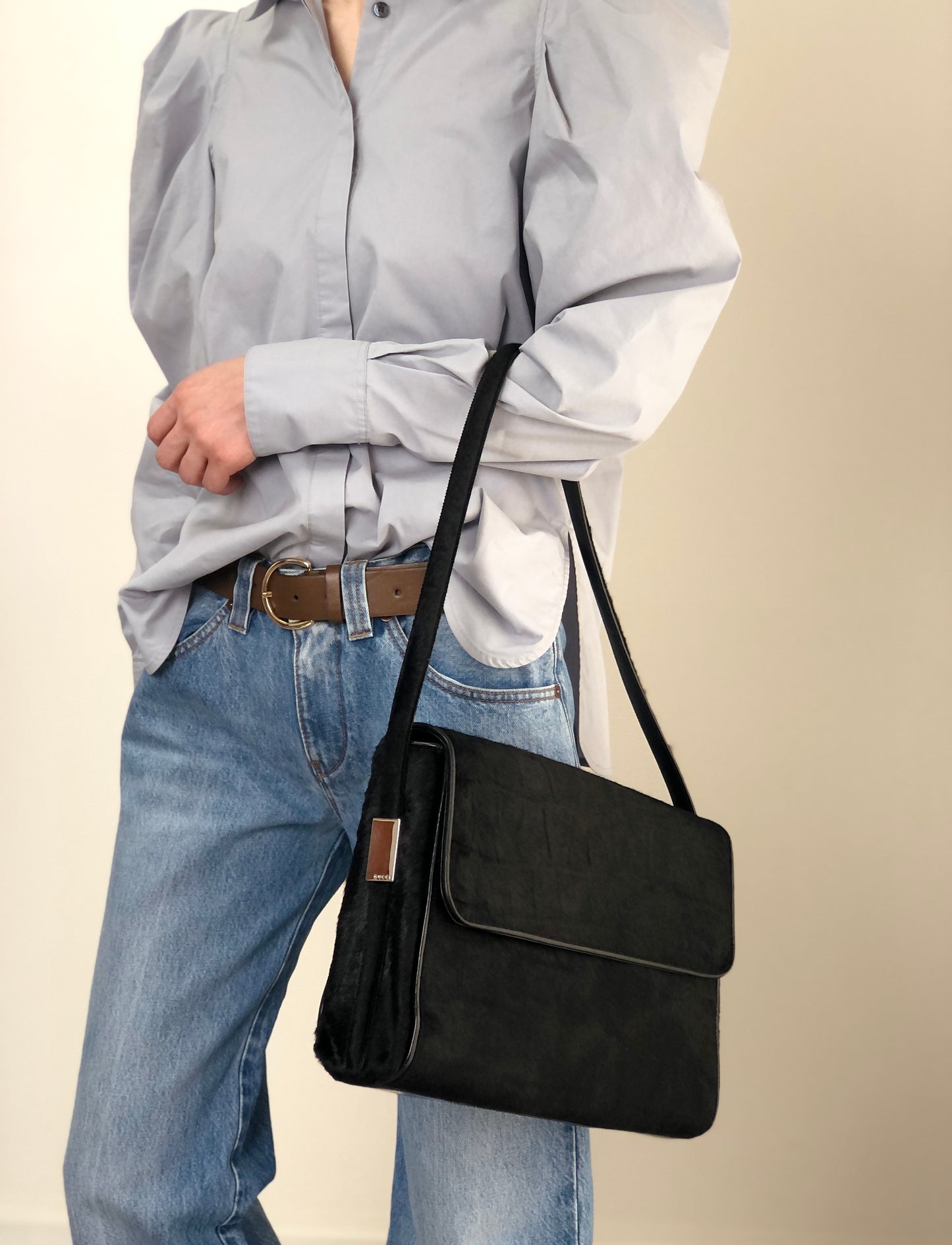 GUCCI Logo Shoulder bag Black Vintage v7uzb2