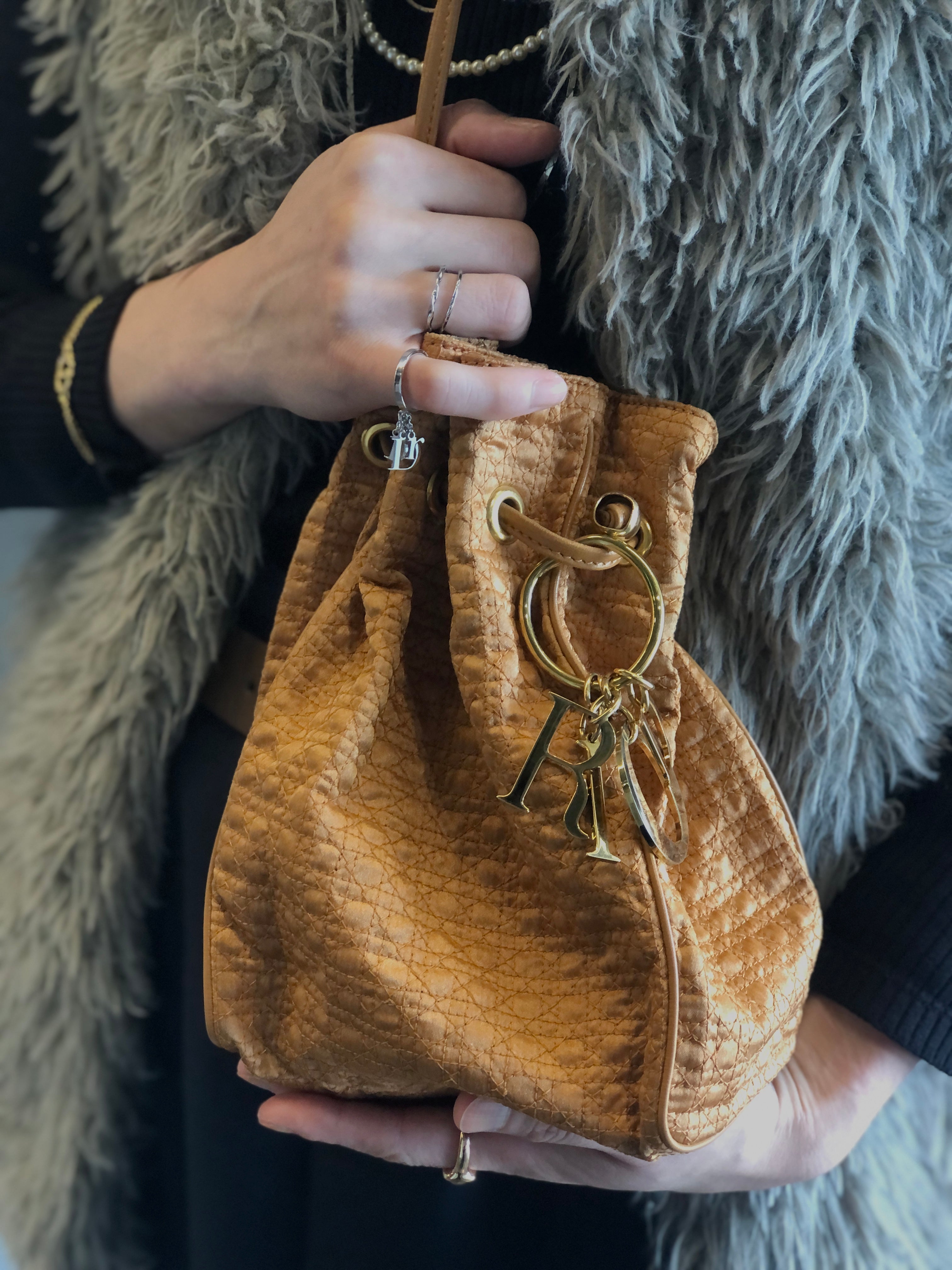 Drawstring bags – VintageShop solo