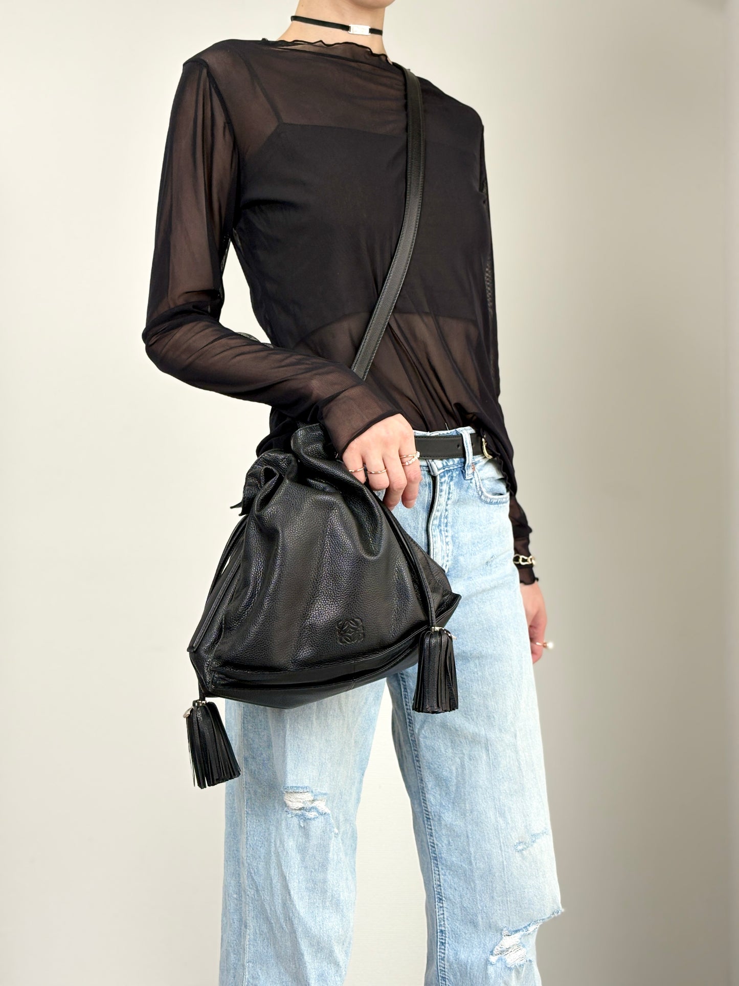 LOEWE Anagram Drawstring Shoulder bag Black Vintage t3naju