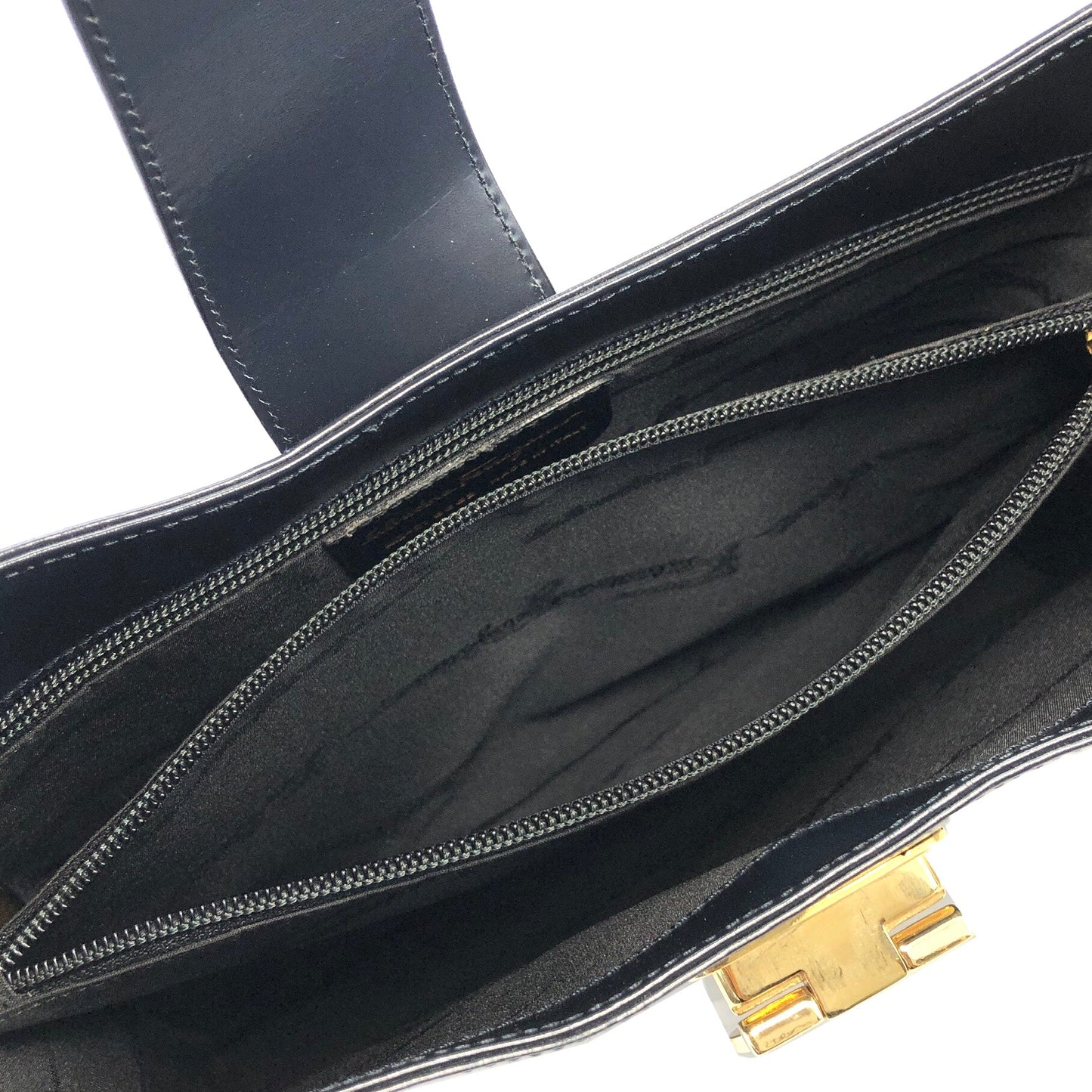 Salvatore Ferragamo Gancini Leather Shoulderbag navy Vintage Old pyt3t6