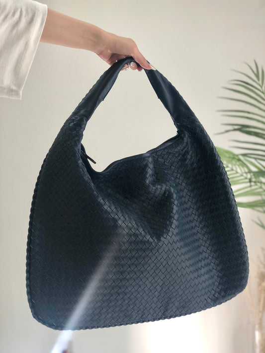 Bottega Veneta Intrecciato Leather Hobo bag Blue Vintage awvey7