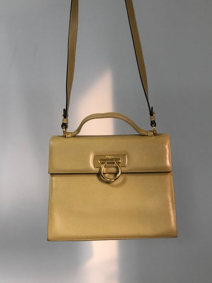 Salvatore Ferragamo Gancini Leather 2way Shoulderbag Handbag Beige Vintage Old yellow ei4hpe