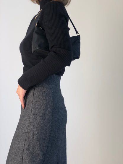 PRADA Logo Small Handbag Black Vintage 4kewfr