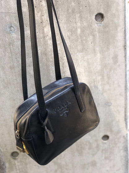 PRADA Logo Leather Shoulder bag Black Vintage jrkr4w