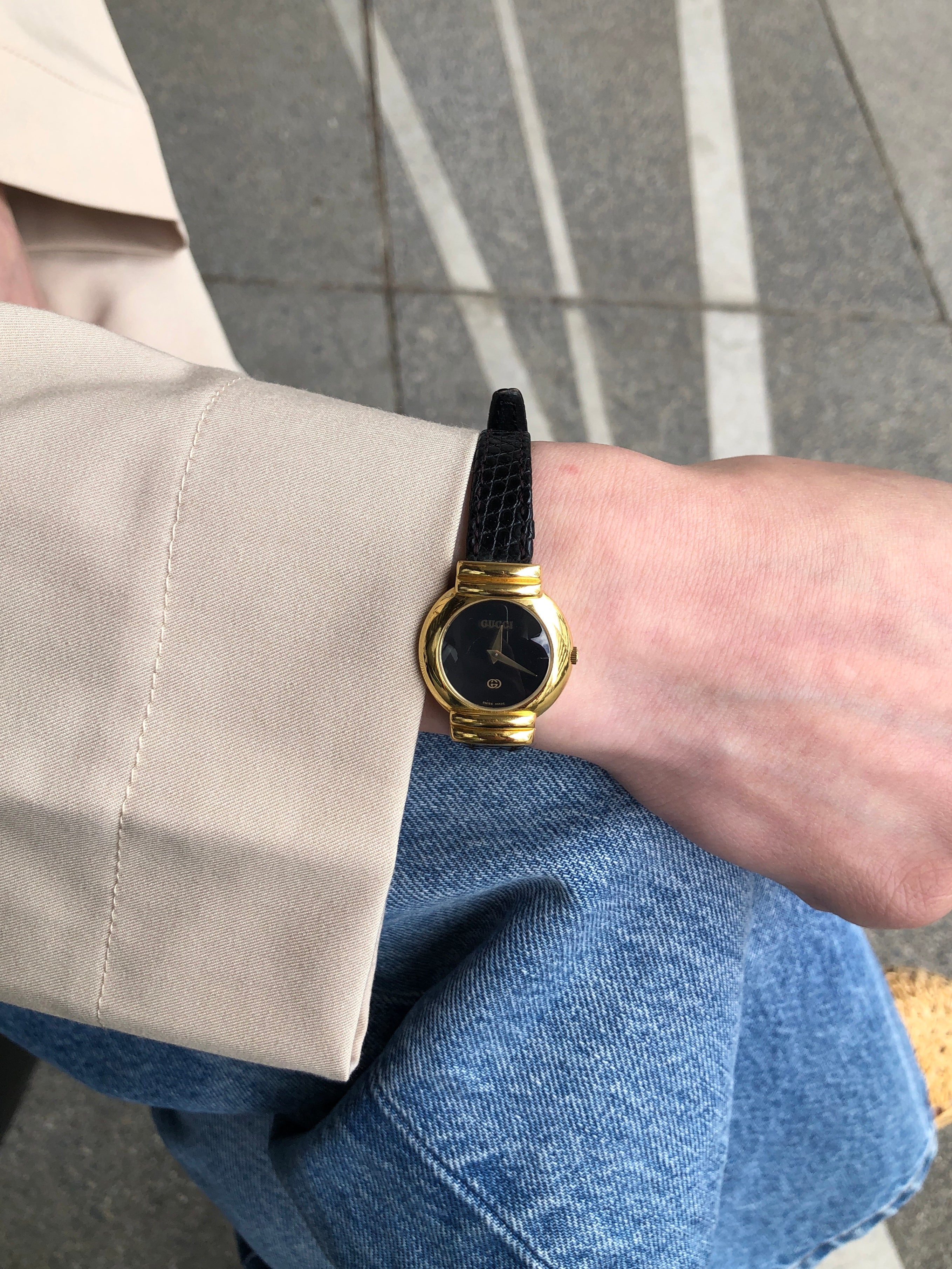 GUCCI Quartz Watch Gold×Black 5300L Vintage j7kah7 – VintageShop solo