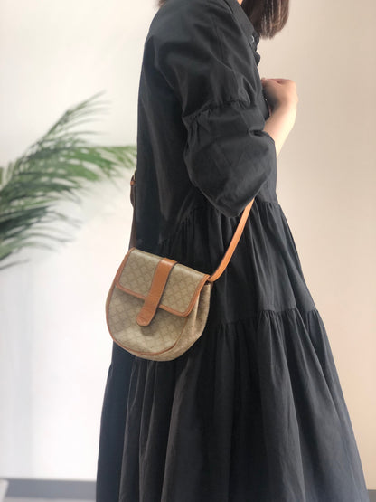 CELINE Macadam Blason Round Small Shoulder bag Beige Vintage Old CELINE e2k8jy