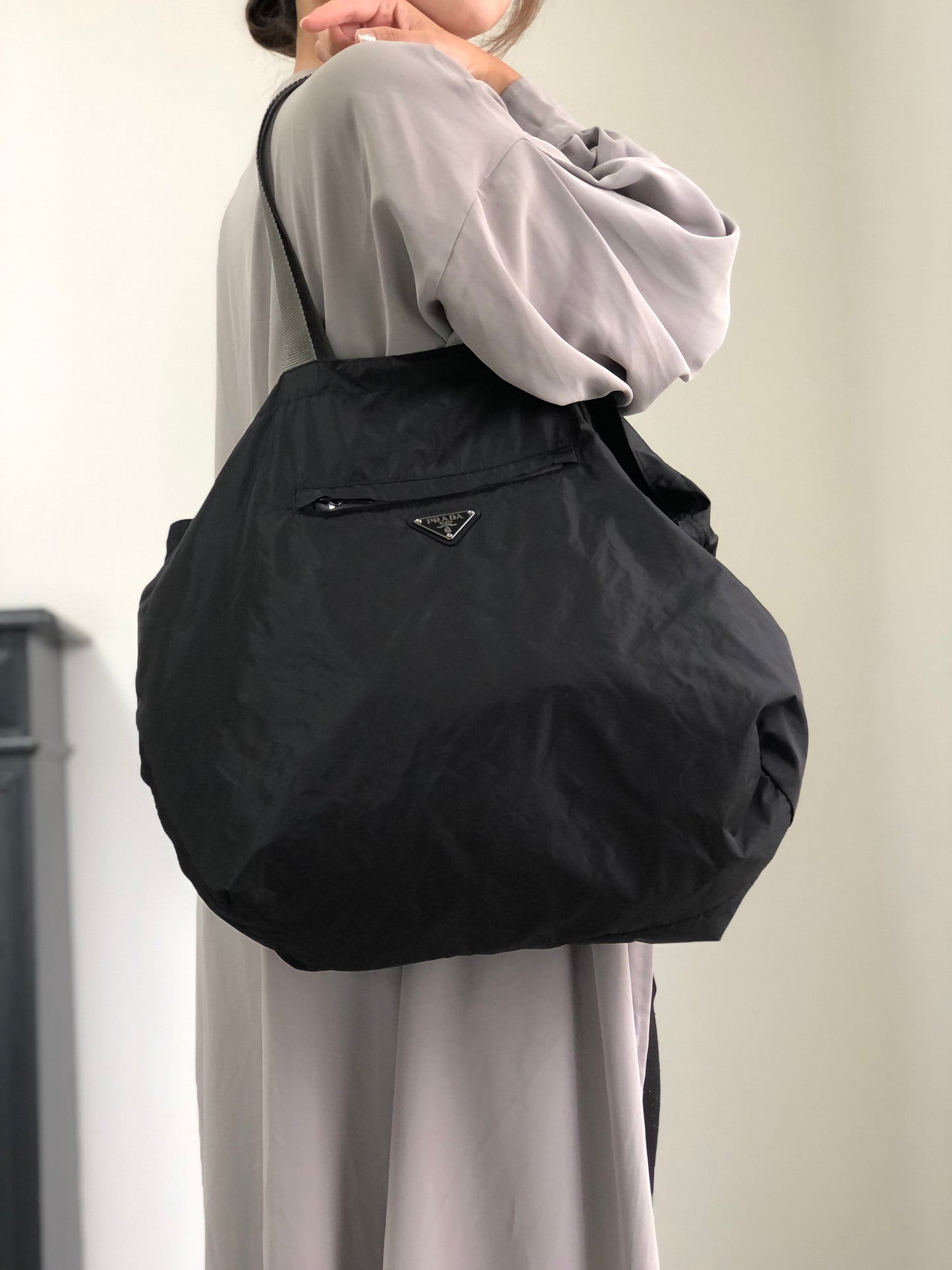 PRADA Tessuto Triangle Logo Totebag Black Vintage kctbn3