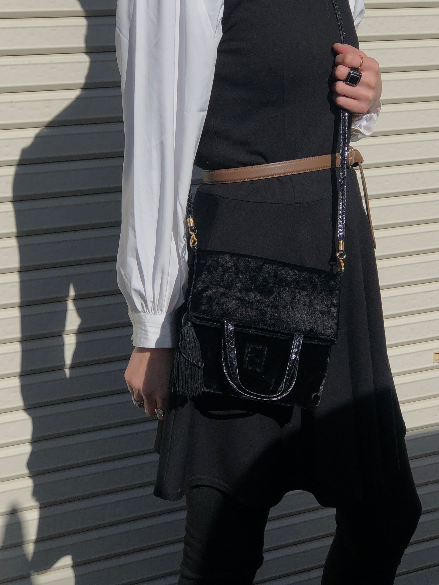 FENDI Logo Tassel Two-way Shoulder bag Black Vintage jw2uf7