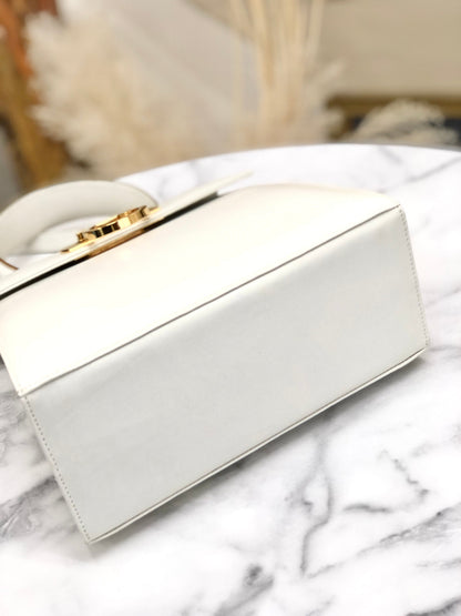 Salvatore Ferragamo Gancini Kelly 單肩包 手提包 皮革 白色 4cas4n