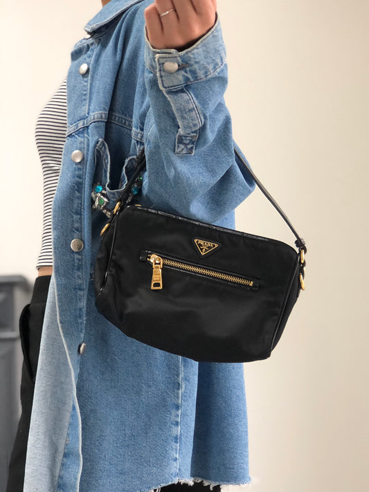 PRADA Tessuto Triangle Logo Small Handbag Black Vintage 6tgg77