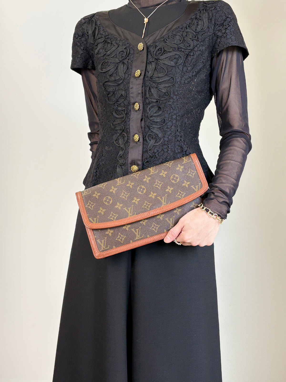 LOUIS VUITTON Monogram Clutch bag Brown Vintage 3pebsa