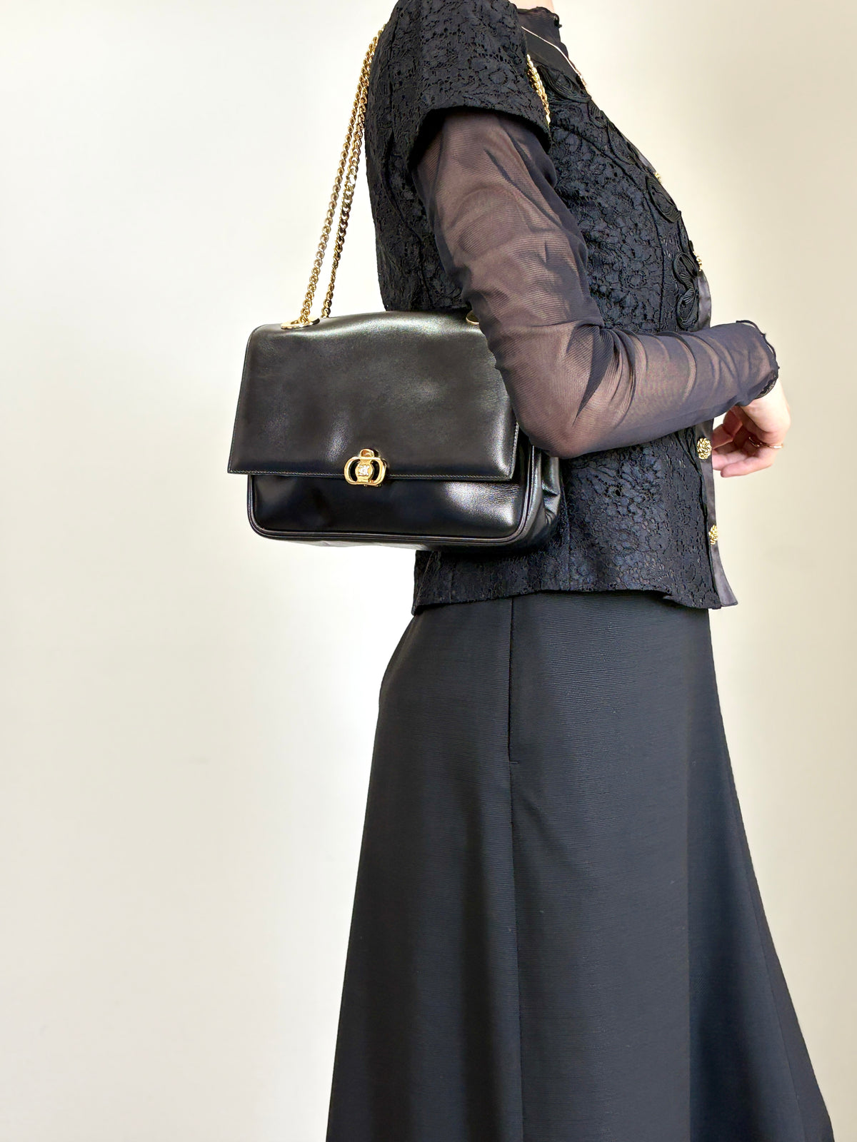 CELINE Blason Chain Shoulder bag Black Vintage gpayic