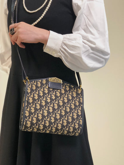 Christian Dior Trotter CD Logo Shoulder bag Navy Vintage 2vvpv4