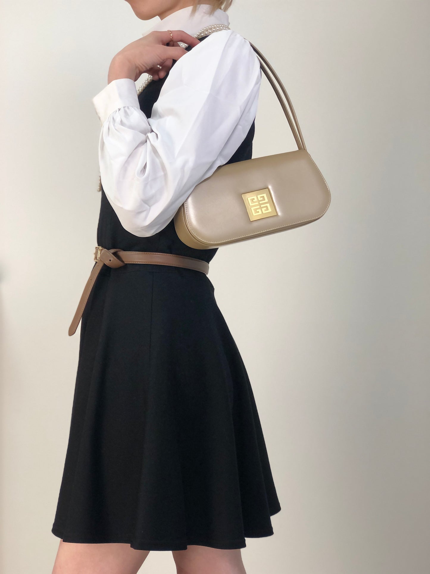 GIVENCHY Logo Handbag Beige Vintage f832t4