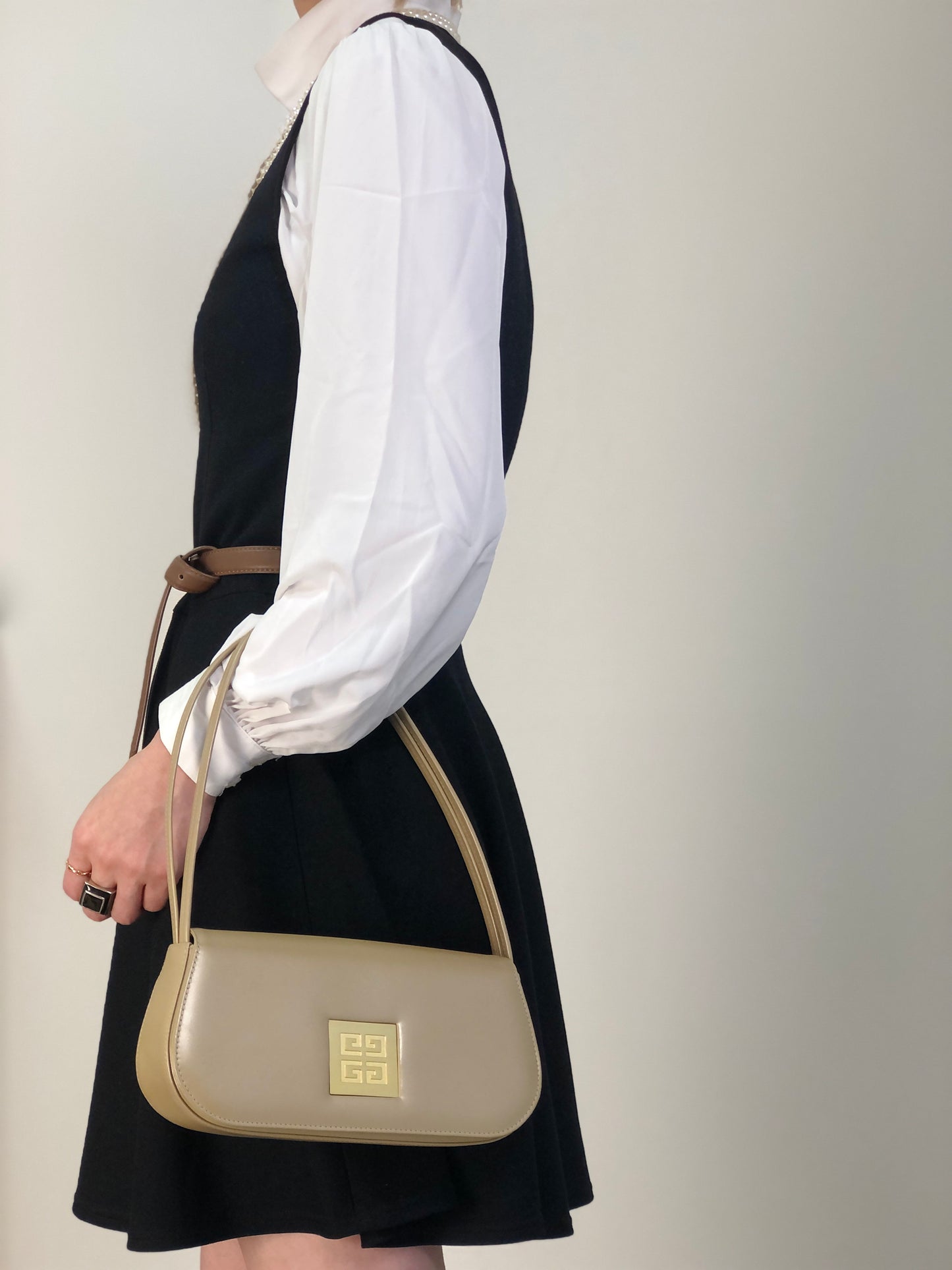 GIVENCHY Logo Handbag Beige Vintage f832t4