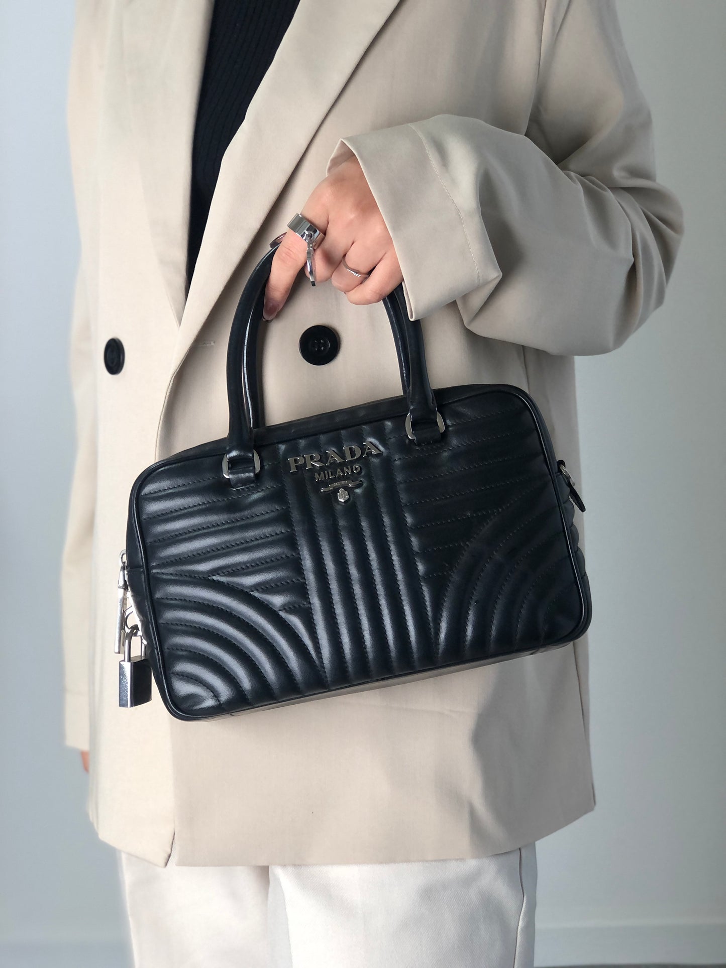 PRADA Logo Small Boston bag Handbag Black Vintage v7w6vi