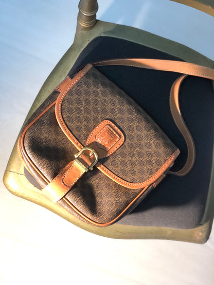 CELINE Macadam Blason Buckle Crossbody Shoulder bag Brown Vintage Old Celine 8rmsve