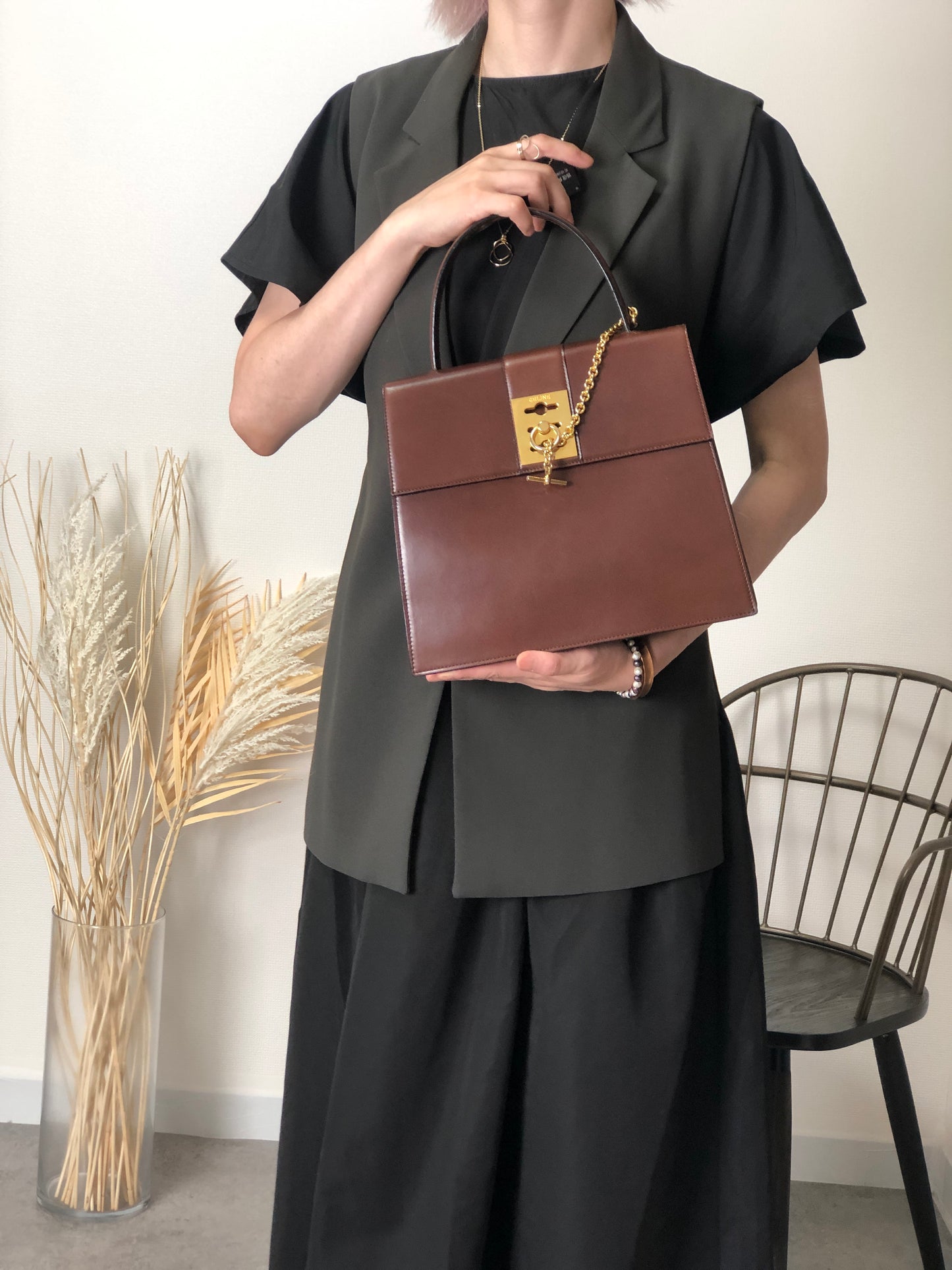 CELINE Gancini Chain Handbag Brown Vintage 7ffusp