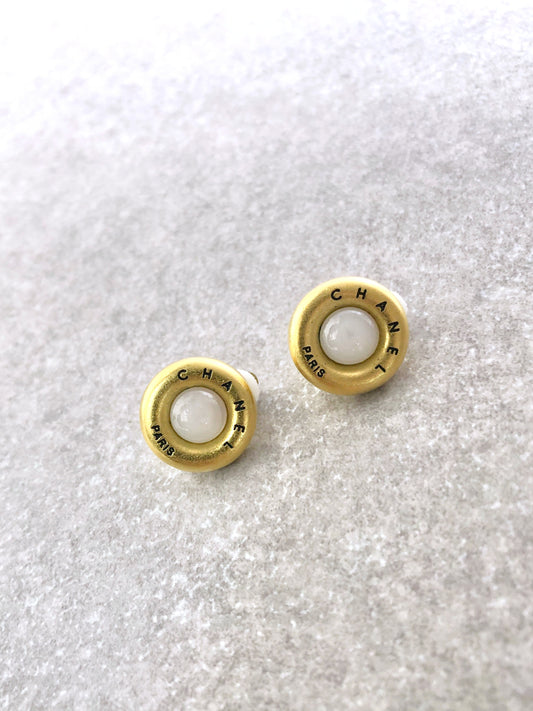 CHANEL Logo Earrings Gold Vintage vkeawm
