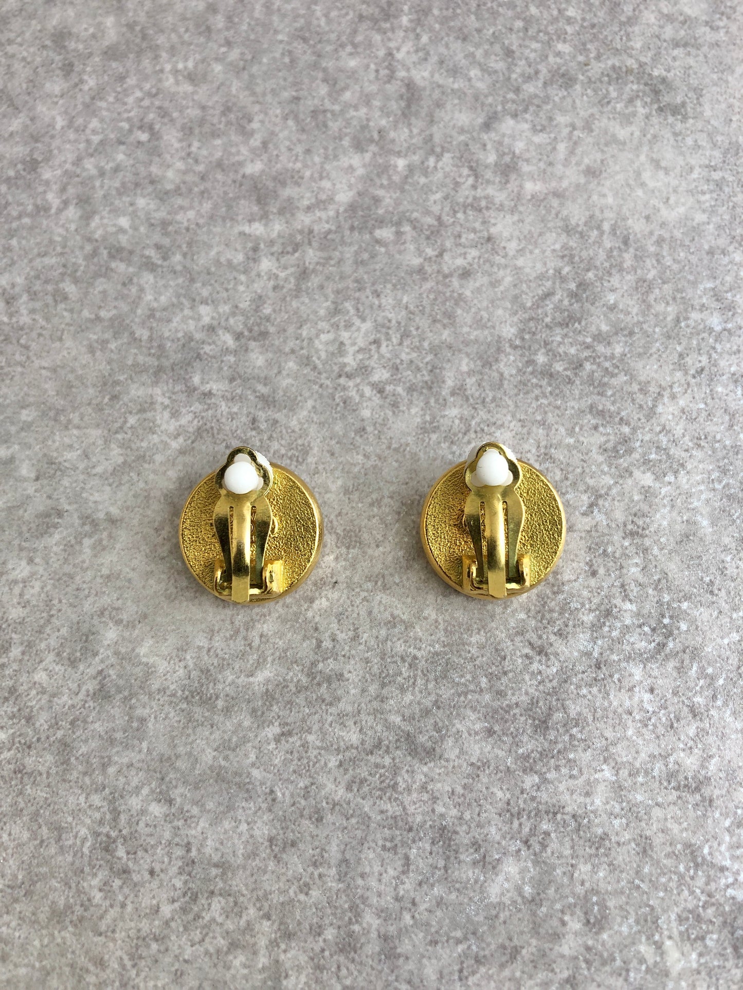 CHANEL Logo Earrings Gold Vintage vkeawm