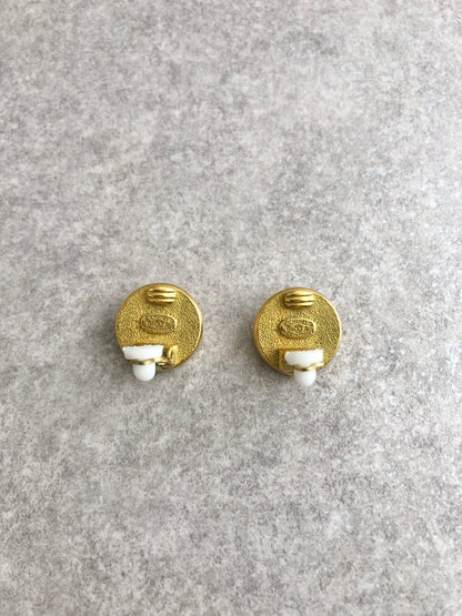 CHANEL Logo Earrings Gold Vintage vkeawm