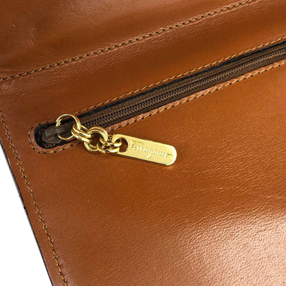 Salvatore Ferragamo Logo Shoulder bag White Vintage Old mk5mmu