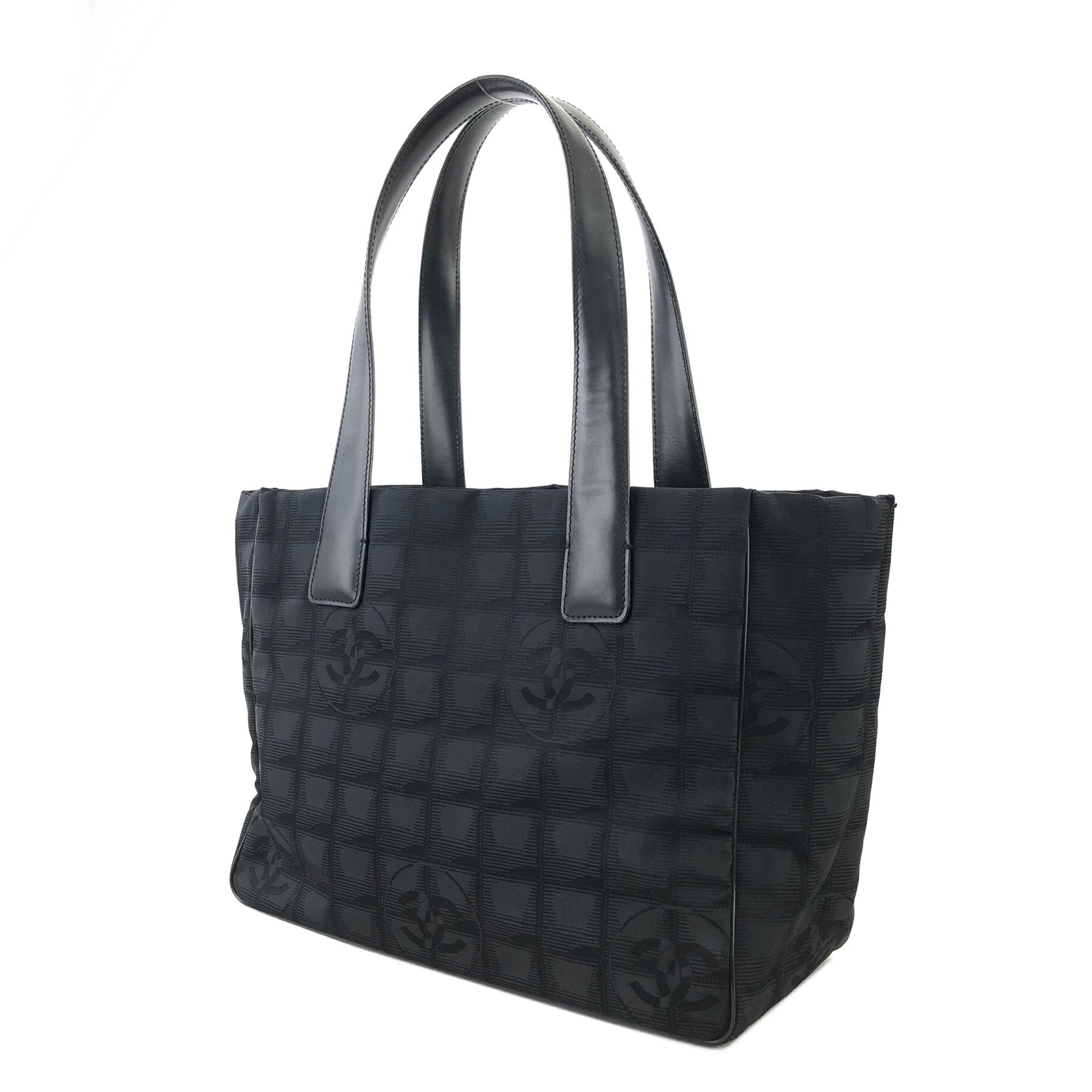 CHANEL New Travel Line PM Nylon Jacquard Handbag Tote Bag Black Old Vi –  VintageShop solo