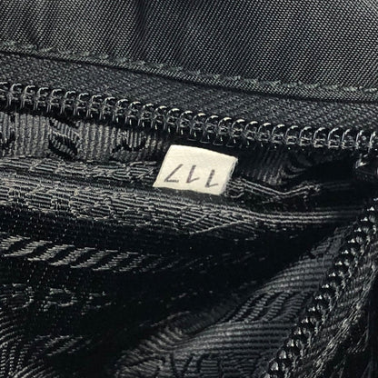 PRADA Triangle Logo Nylon Shoulder Bag Black Vintage Old 37fgmm