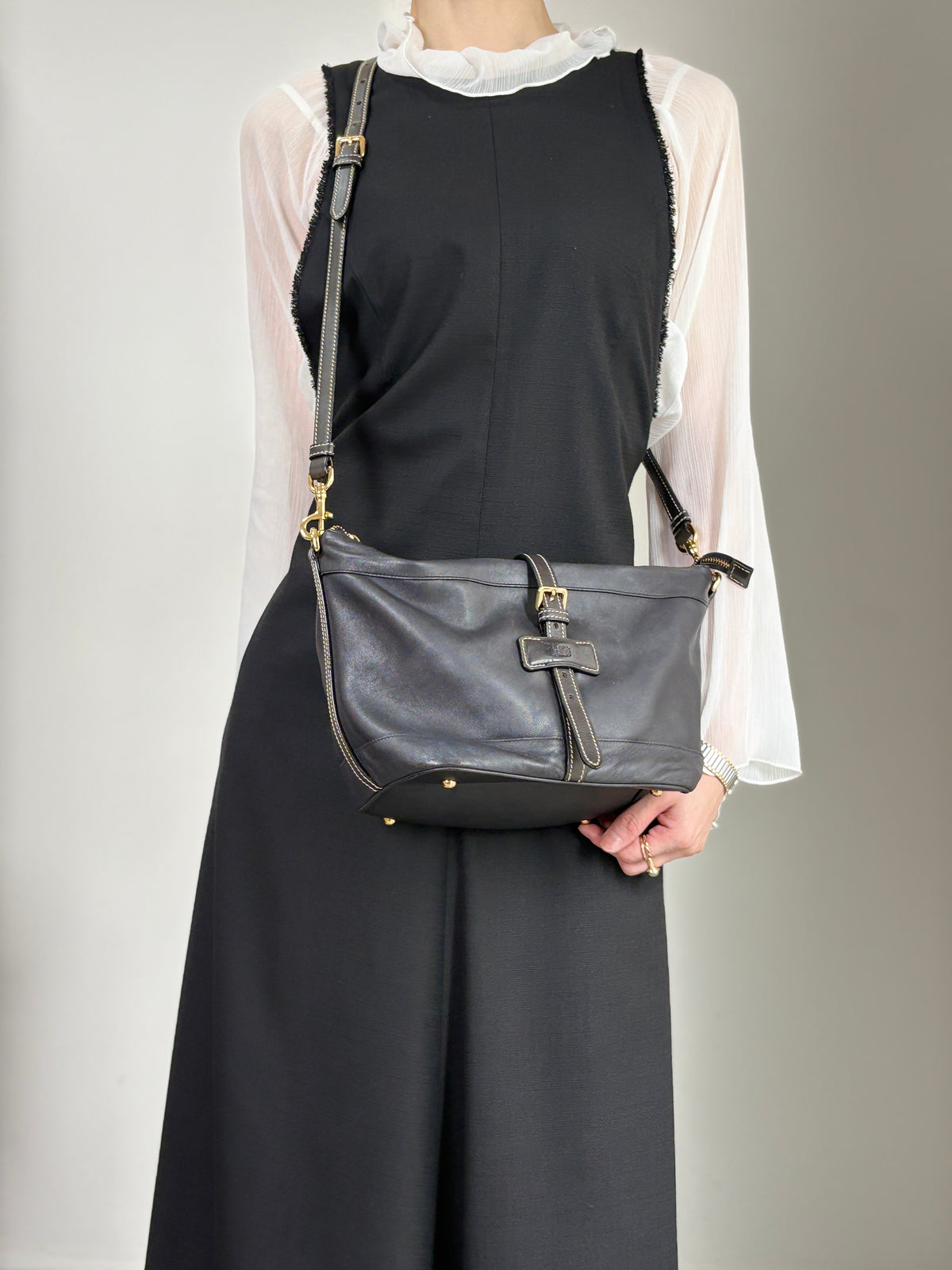 LOEWE Logo Front Buckle Two-way Handbag Shoulder bag Black Vintage pszdm6