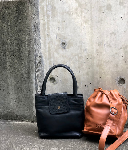 LOEWE Anagram Nappa leather Drawstring Shoulder bag Brown Vintage Old u5fd3r