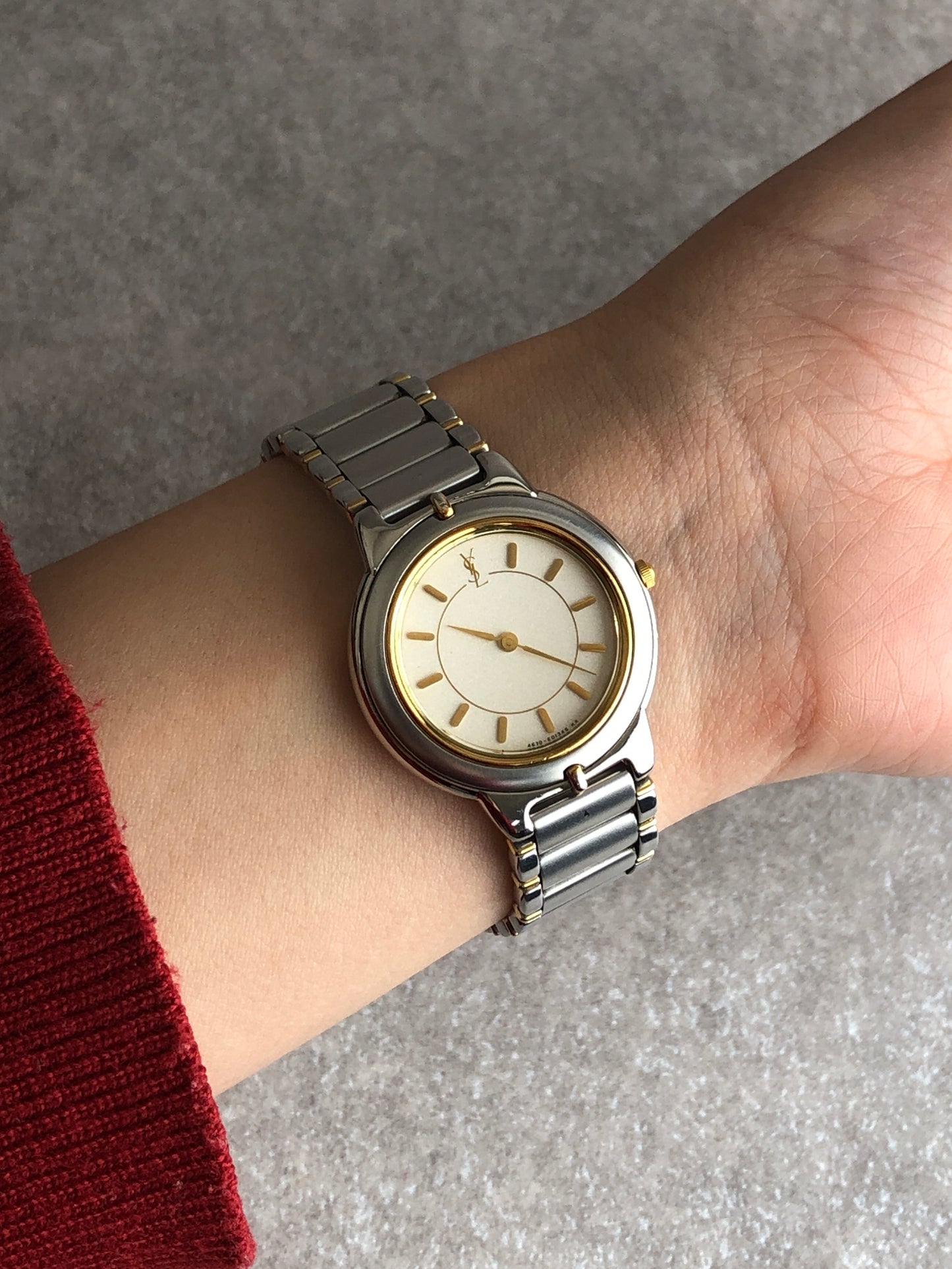Yves Saint Laurent YSL Logo Watch Silver 4625⁻E67269TA Vintage bbd37f