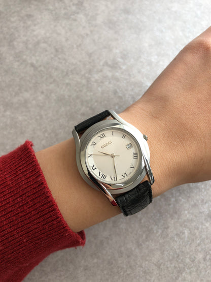 GUCCI Logo Watch Silver×Black 5500Ｍ Vintage 24mgta