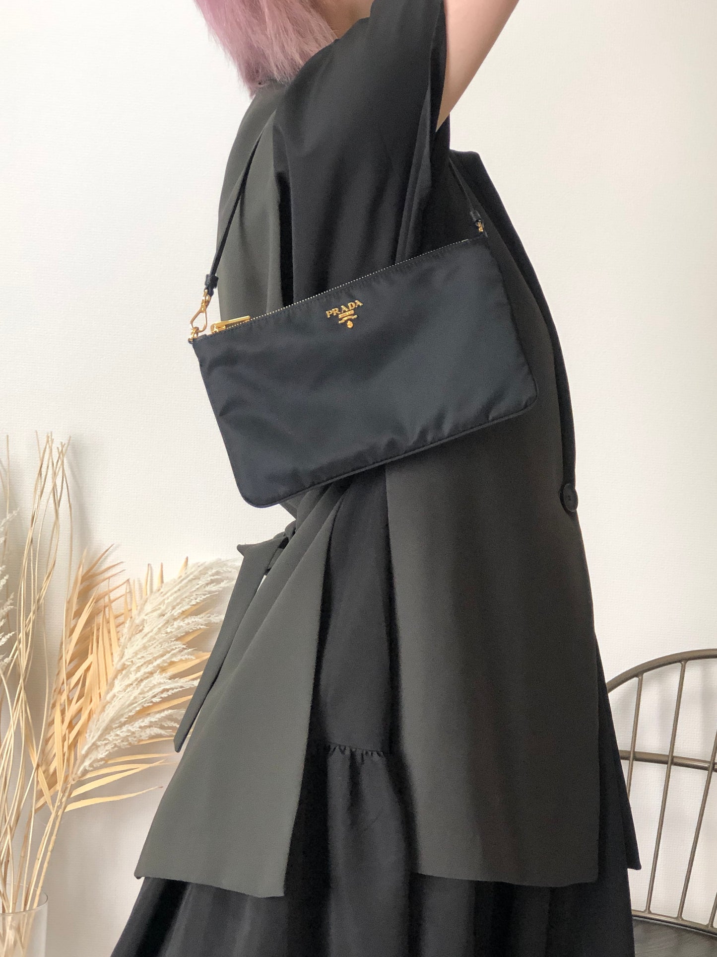 PRADA Logo Shoulder bag Black Vintage w5h4j5