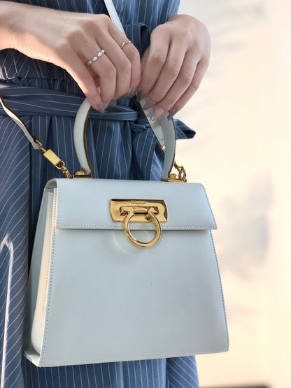 Salvatore Ferragamo Gancini Kelly 單肩包 手提包 皮革 白色 4cas4n