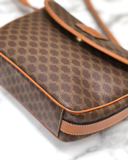 CELINE Macadam Blason Flap Shoulder Bag Brown Vintage Old Celine xdywau