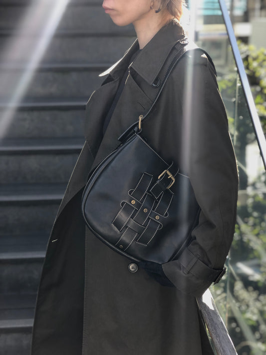 CELINE Front Buckle Shoulder bag Black Vintage f5ds3s