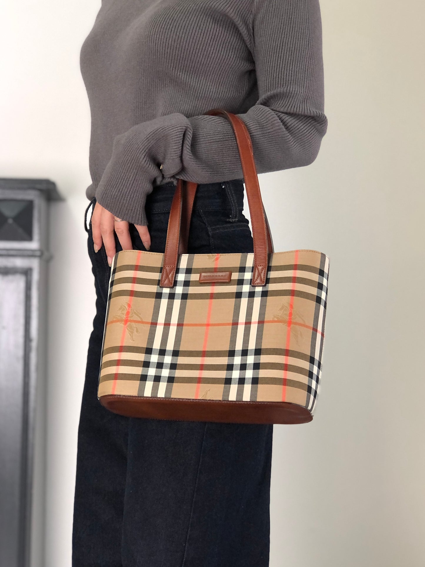 BURBERRY Nova Check Handbag Totebag Beige Vintage bc7gmg