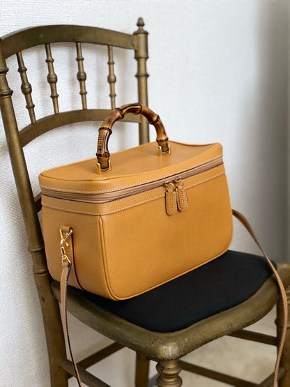 GUCCI Bamboo Shoulder bag Vanity bag Camel Vintage Old GUCCI 2gddxc