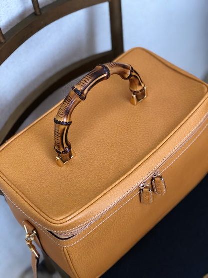 GUCCI Bamboo Shoulder bag Vanity bag Camel Vintage Old GUCCI 2gddxc