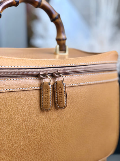 GUCCI Bamboo Shoulder bag Vanity bag Camel Vintage Old GUCCI 2gddxc
