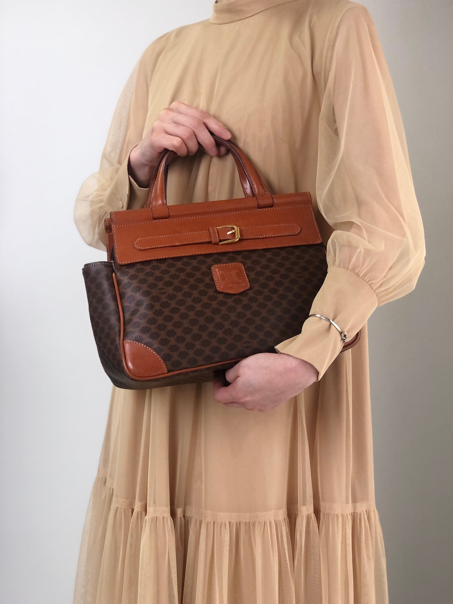 CELINE Macadam Blason Front Buckle Handbag Brown Vintage kaare7