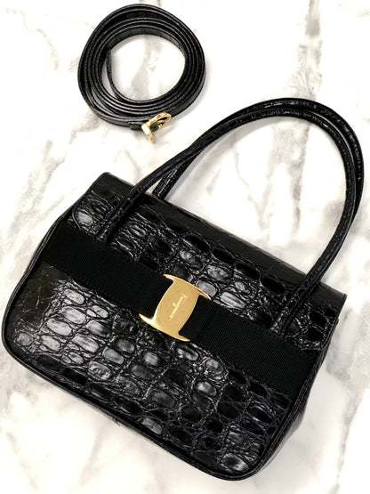 Salvatore Ferragamo Vala 鱷魚壓花單肩包手提包黑色復古舊款 6wktid