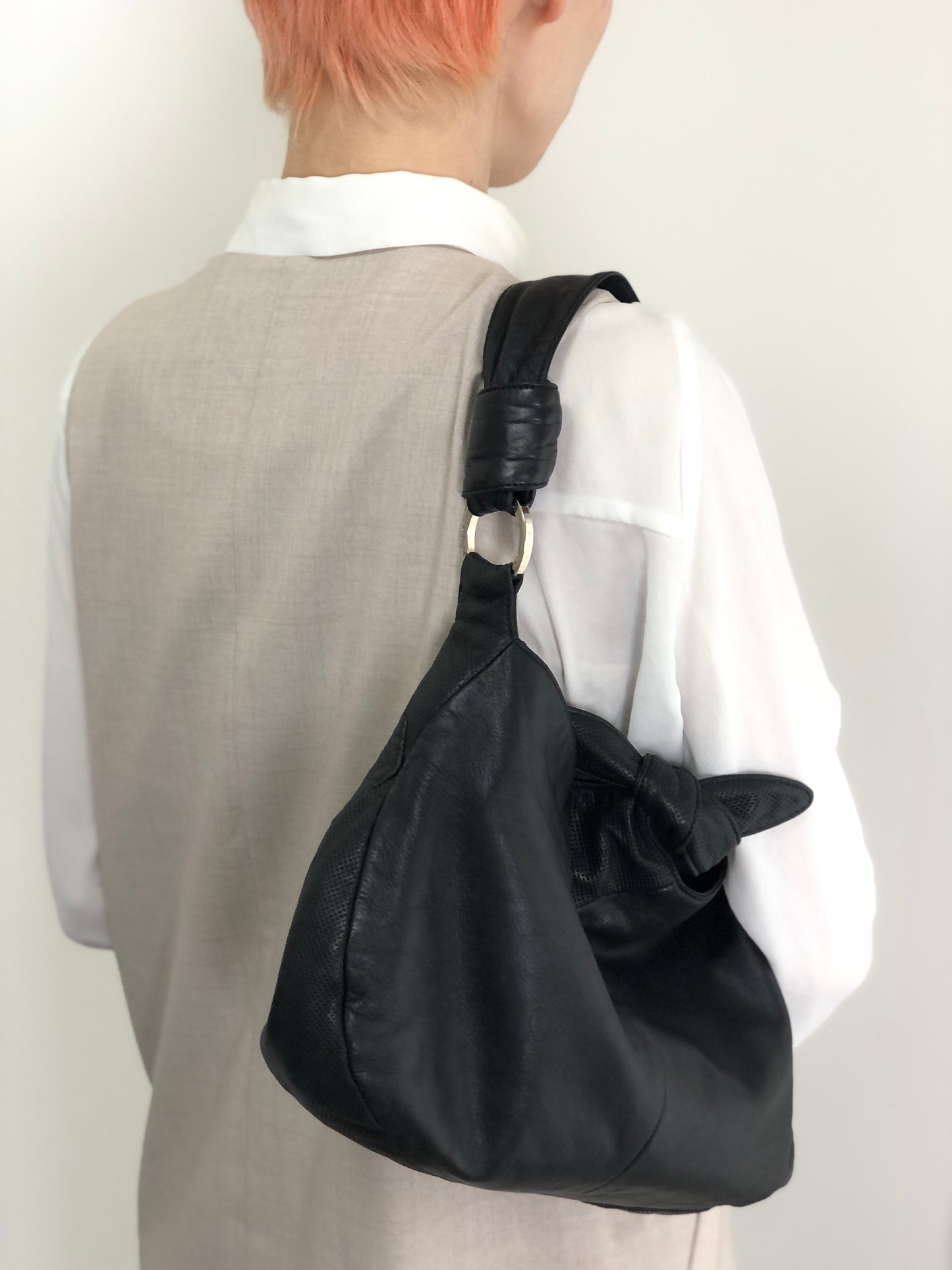 LOEWE Anagram Shoulder bag Hobobag Black Vintage 4gd3uv