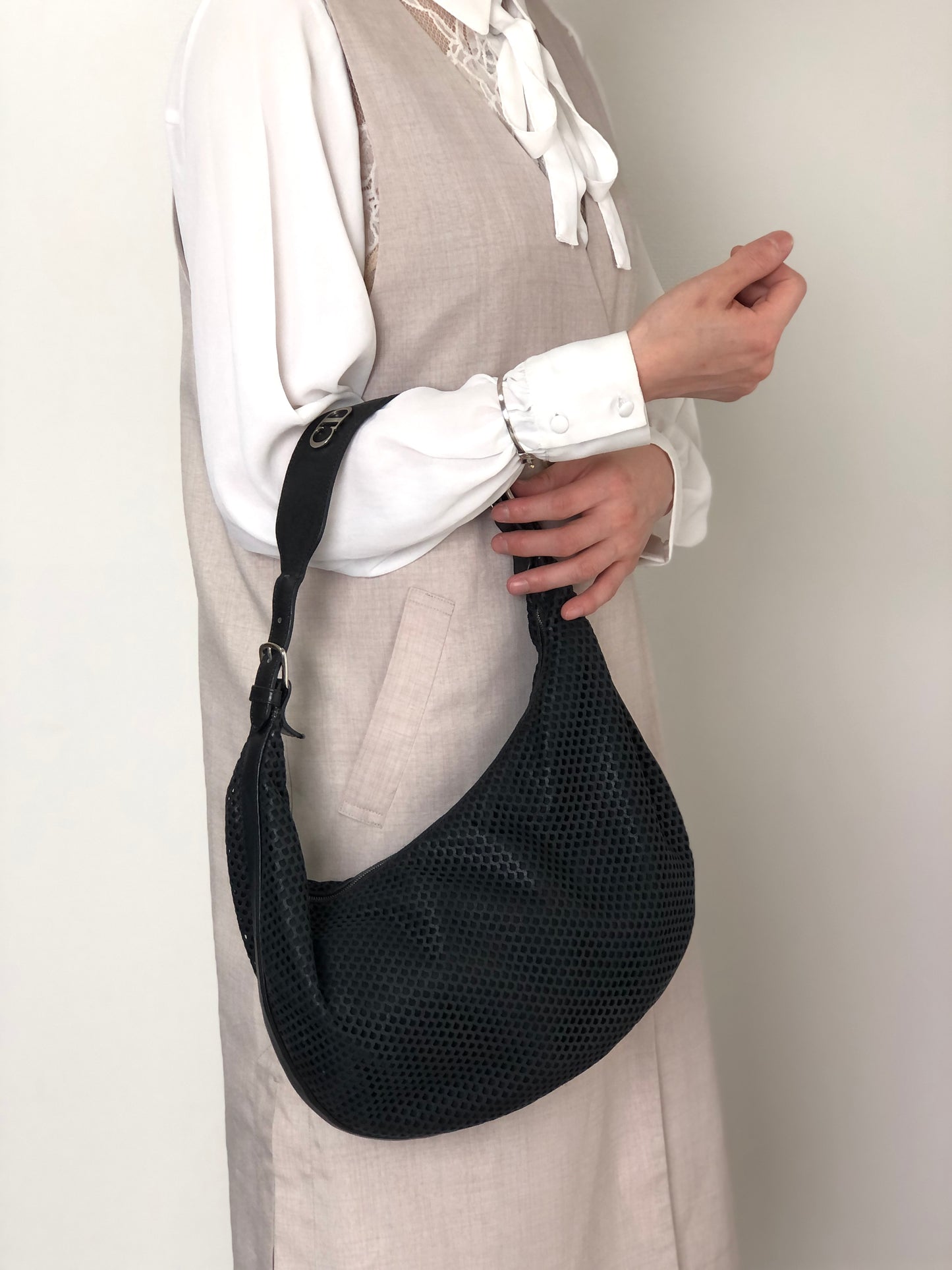 Christian Dior CD Logo Shoulder bag Hobobag Black Vintage psjdu3